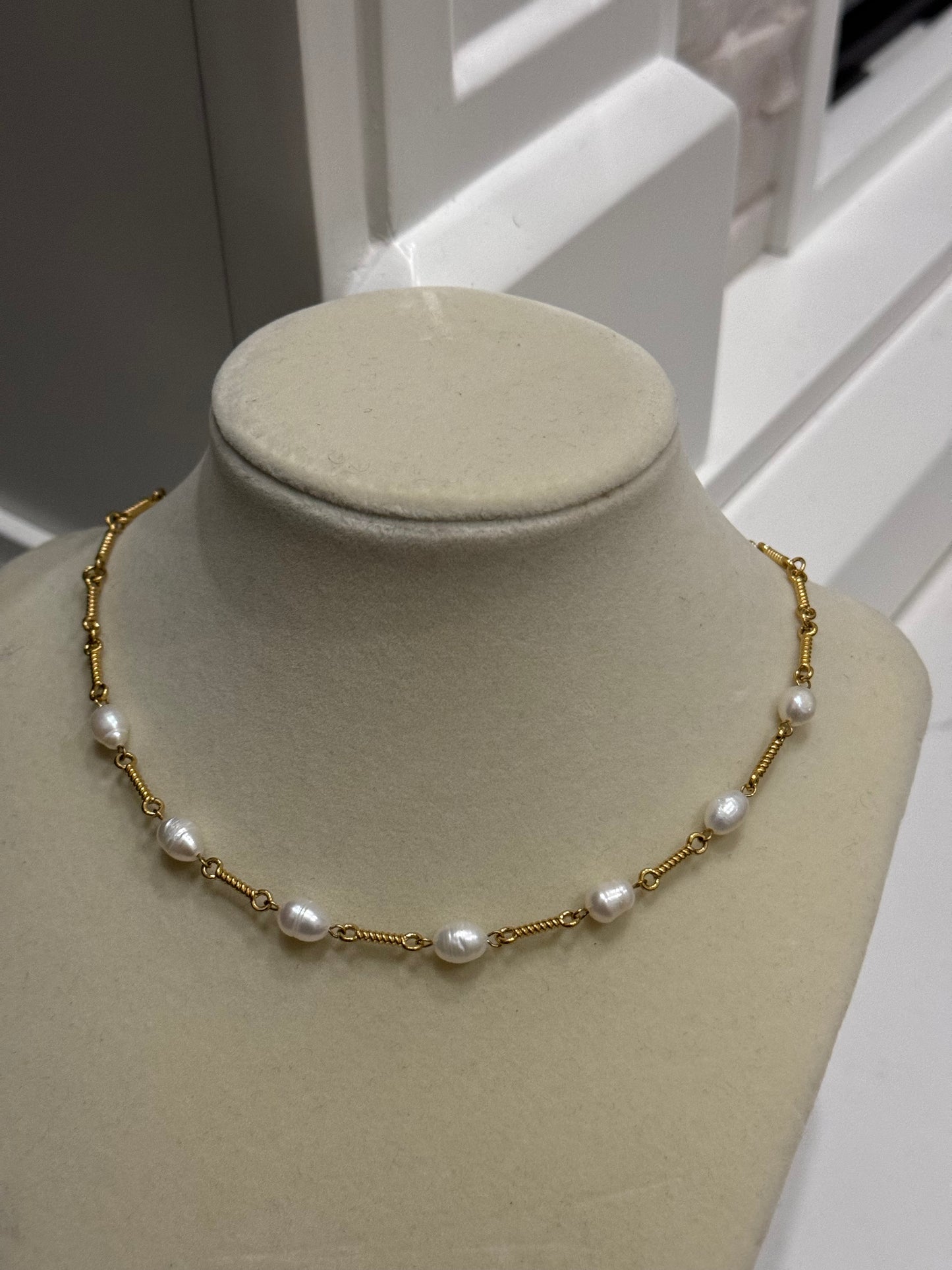 Abrielle freshwater pearl necklace