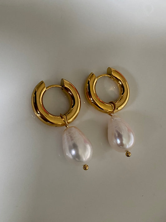 Ethereal freshwater pearl earrings