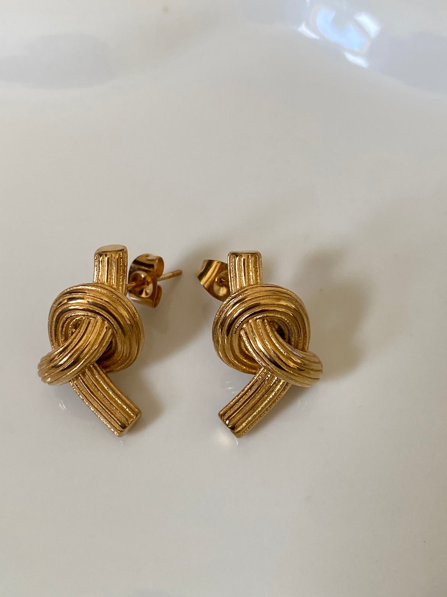 Skyla gold stud earrings