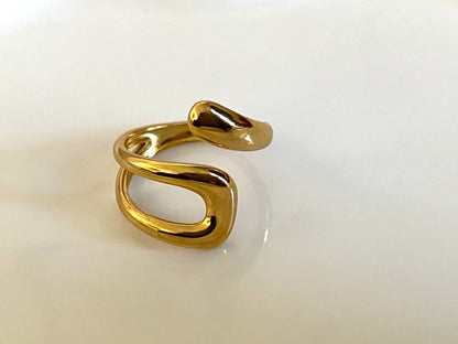 Elora gold ring