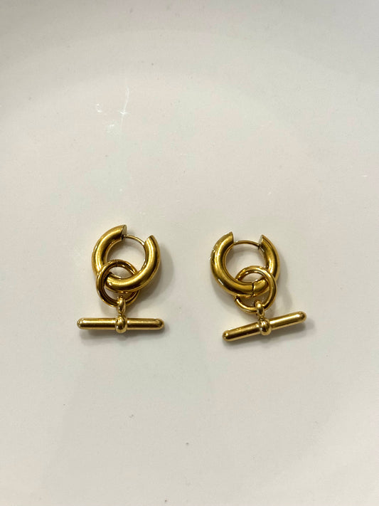 Belle gold earrings