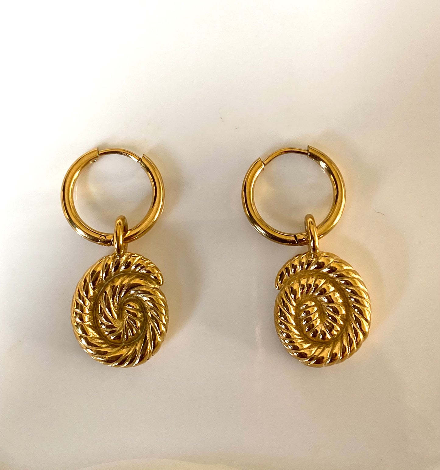 Maui gold earrings