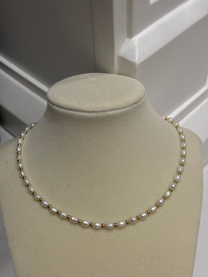 Azura freshwater pearl necklace