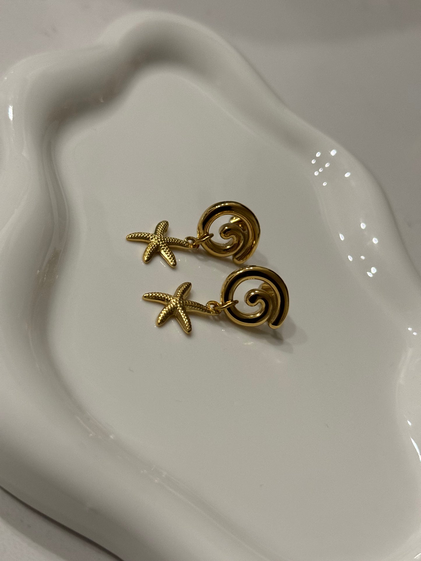 Aloha starfish earrings